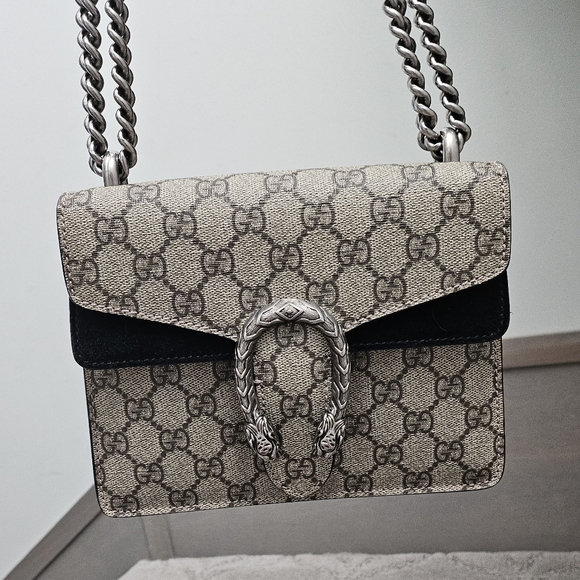 *Like New* Gucci Mini Dionysus Bag - Picture 7 of 16